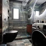 Thano's House 5 דירה *