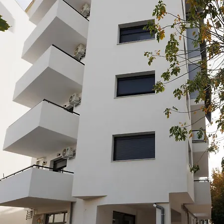 Thano's House 5 * Volos